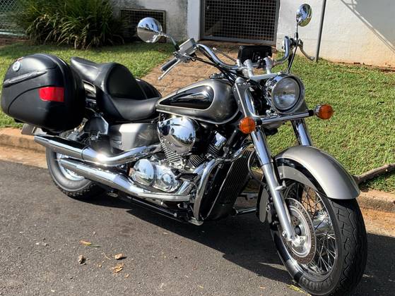 HONDA SHADOW 750 